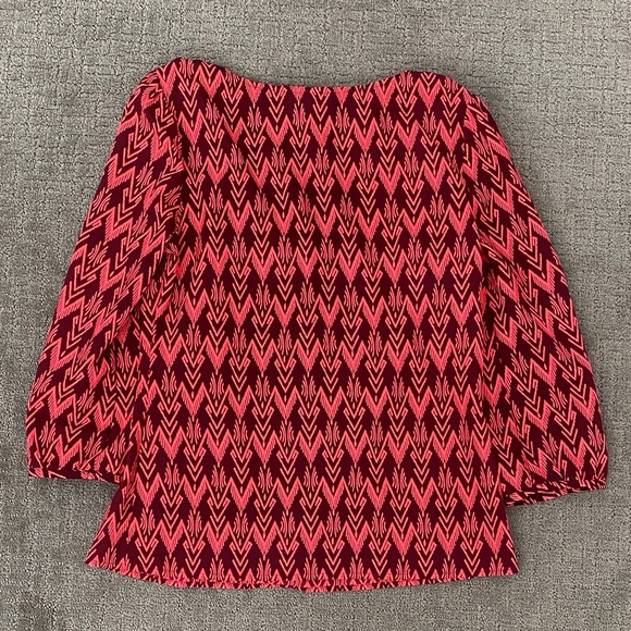 Women's Patterned Top - Picture 2 of 4